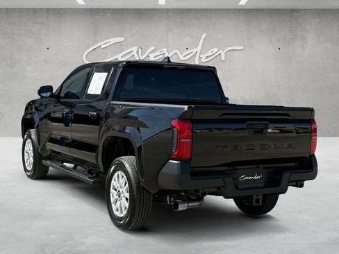 Used 2025 Toyota Tacoma SR image 14