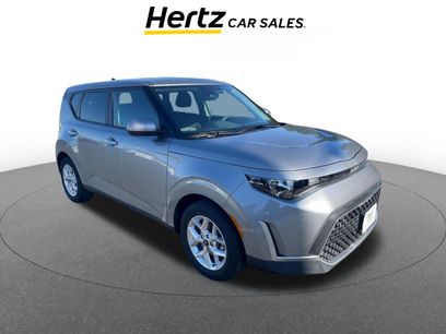 Used 2025 Kia Soul LX w/ LX Technology Package