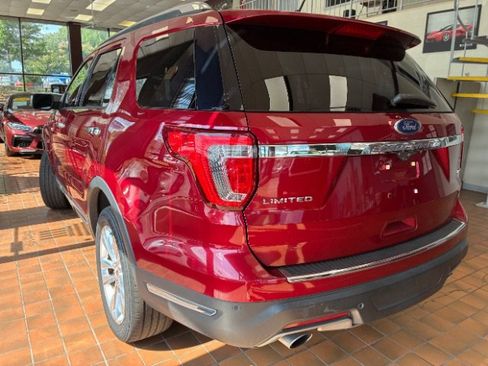 Used 2019 Ford Explorer Limited AWD/4WD image 7