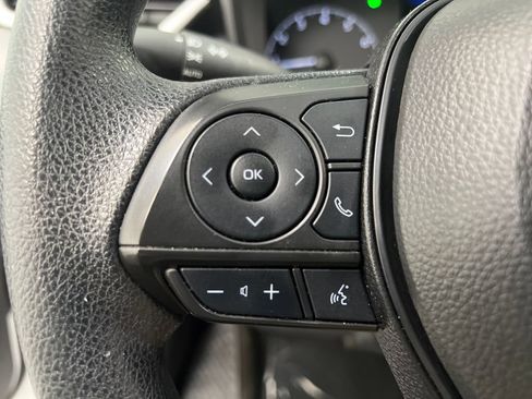 Used 2024 Toyota Corolla LE FWD image 40