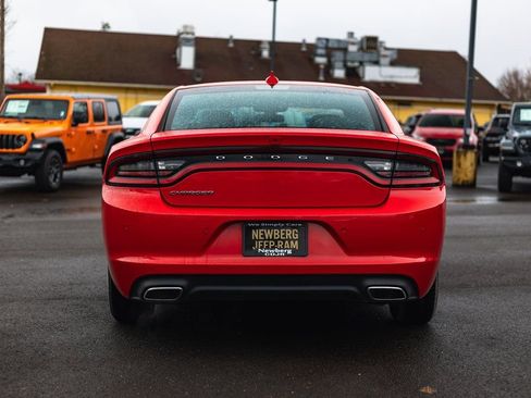 Used 2023 Dodge Charger SXT RWD image 9
