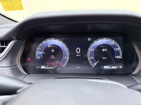 New 2025 Jeep Grand Cherokee L Limited w/ Black Appearance Package image 13