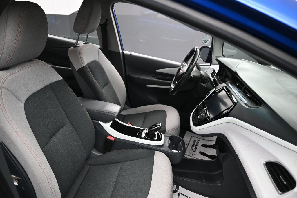 Used 2021 Chevrolet Bolt LT FWD image 27
