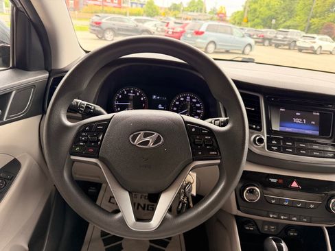 Used 2016 Hyundai Tucson SE w/ Option Group 02 AWD/4WD image 19