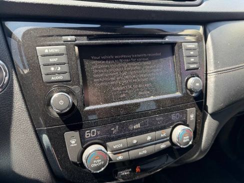 Used 2019 Nissan Rogue SL AWD/4WD image 10