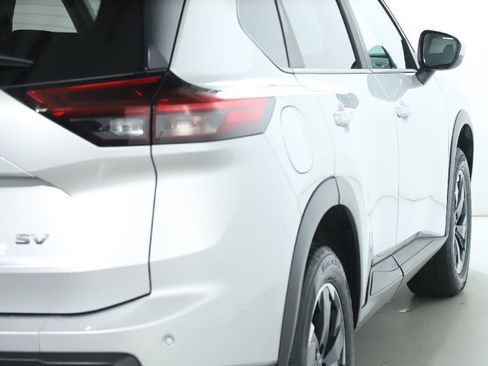 Certified 2024 Nissan Rogue SV image 45