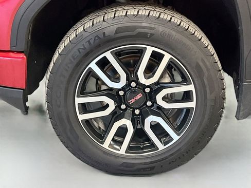 Used 2022 GMC Sierra 1500 AT4 w/ AT4 Premium Package AWD/4WD image 33