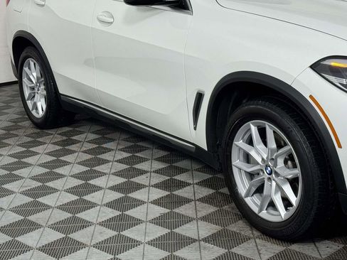Used 2023 BMW X5 xDrive40i AWD/4WD image 12
