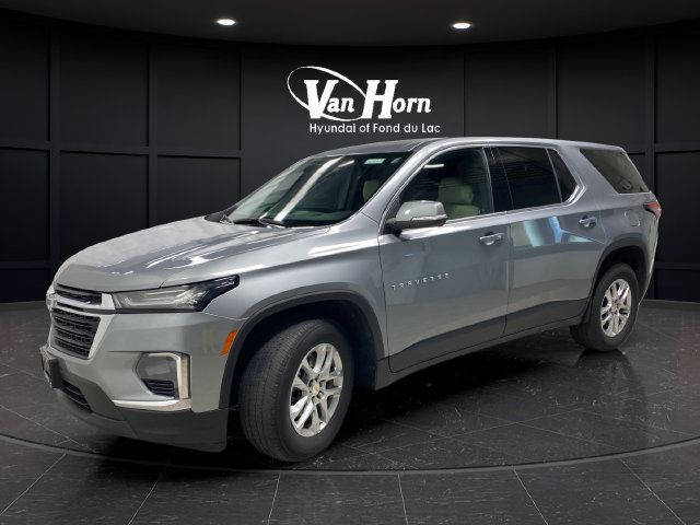 Used 2023 Chevrolet Traverse LS w/ Safety Package AWD/4WD image 3