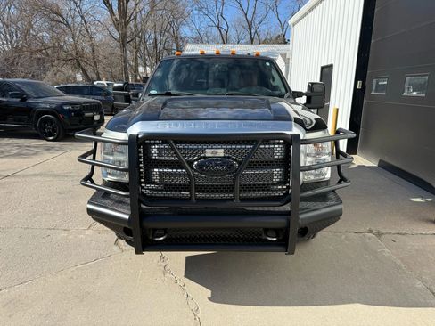 Used 2016 Ford F350 Platinum image 3