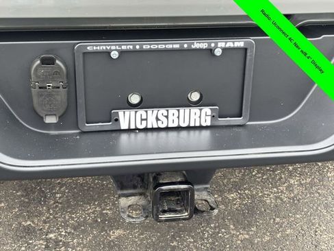 Used 2023 Jeep Gladiator Sport image 35