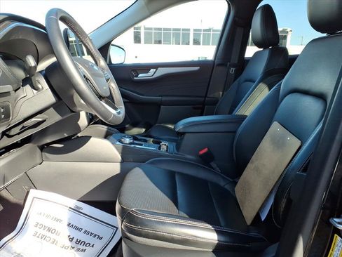 Certified 2024 Ford Escape Platinum image 14