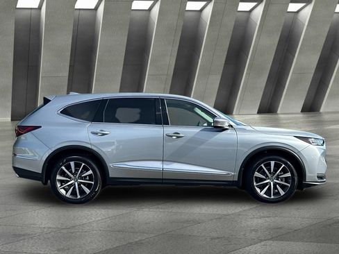 Used 2026 Acura MDX SH-AWD w/ Technology Package image 2