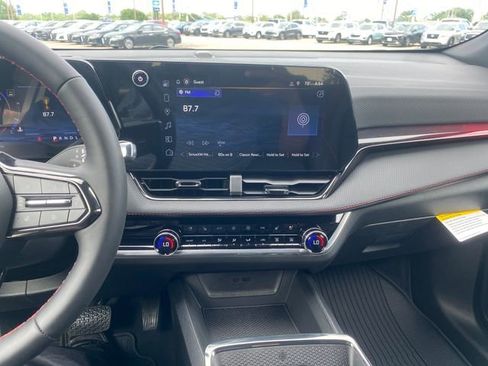 New 2026 Chevrolet Equinox RS w/ Convenience Package III FWD image 18