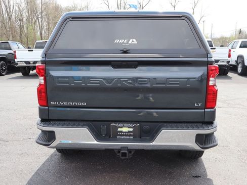 Used 2022 Chevrolet Silverado 1500 LT AWD/4WD image 29