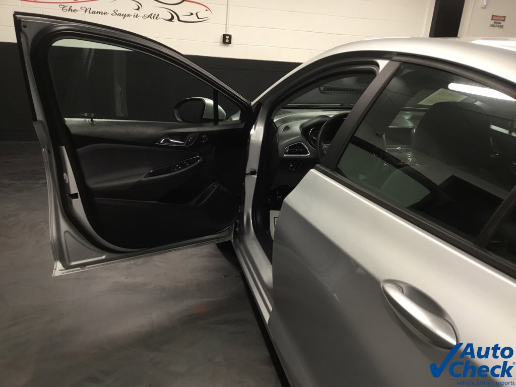 Used 2019 Chevrolet Cruze LS w/ LS Fleet Convenience Package FWD image 19