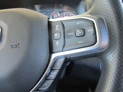 New 2026 RAM 3500 Tradesman AWD/4WD image 40