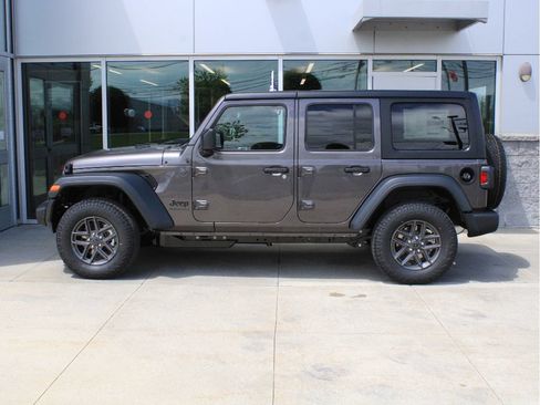 New 2026 Jeep Wrangler Unlimited Sport AWD/4WD image 5