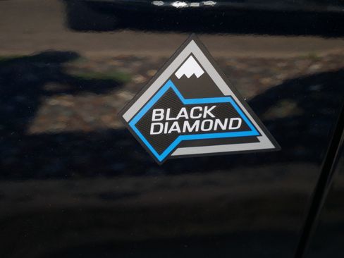 Certified 2021 Ford Bronco Black Diamond image 35