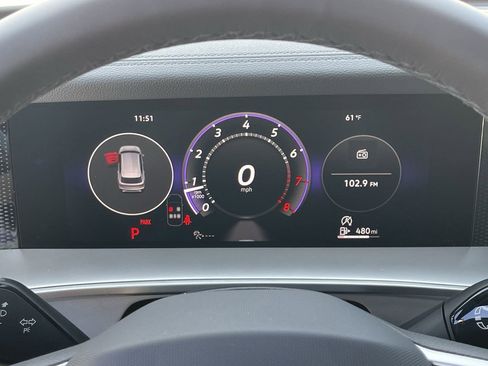 New 2026 Volkswagen Tiguan SE R-Line FWD image 27