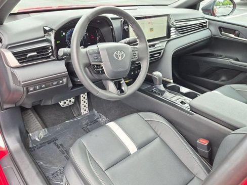 Used 2026 Toyota Camry Hybrid w/ Multimedia Upgrade Package AWD/4WD image 4