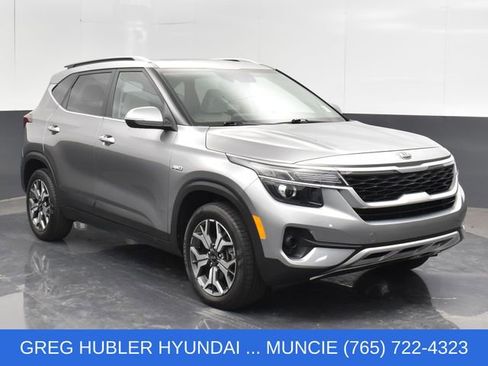 Used 2021 Kia Seltos EX AWD/4WD image 4