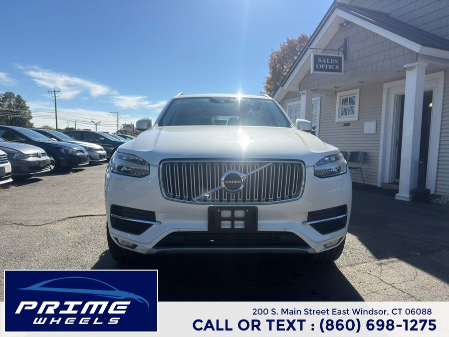 Used 2017 Volvo XC90 T6 Inscription w/ Vision Package AWD/4WD image 2