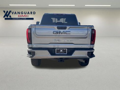 Used 2024 GMC Sierra 2500 Denali Ultimate image 4