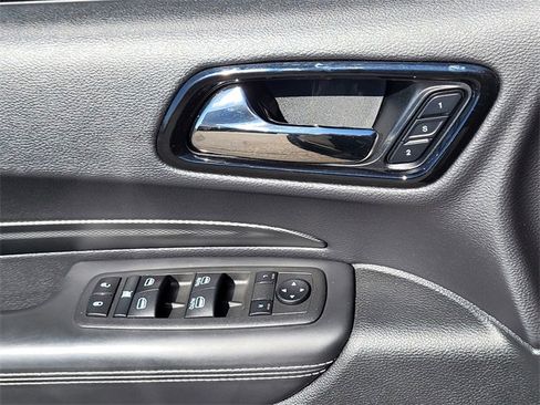 Used 2021 Dodge Durango SRT w/ Technology Group image 18