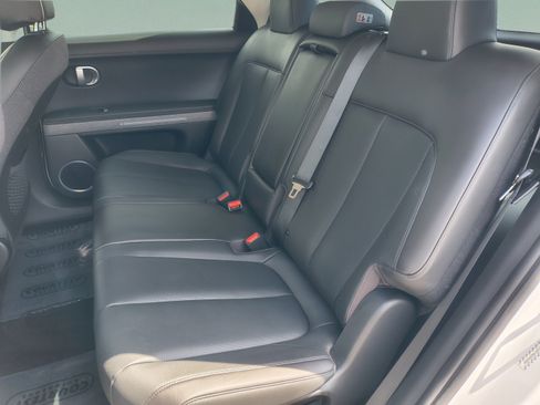 Certified 2022 Hyundai Ioniq 5 SEL RWD image 17