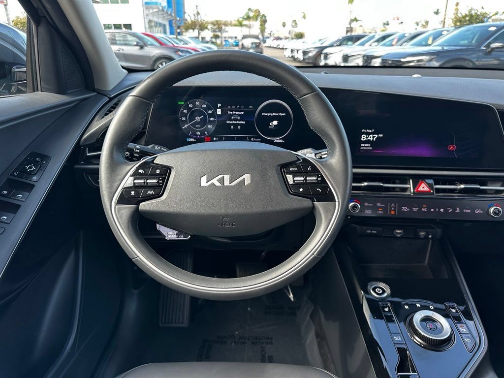 Used 2023 Kia Niro Wind FWD image 19
