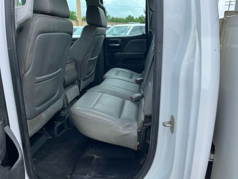 Used 2015 Chevrolet Silverado 2500 W/T AWD/4WD image 7
