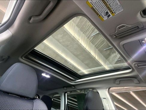 Used 2023 Subaru Forester Premium image 12