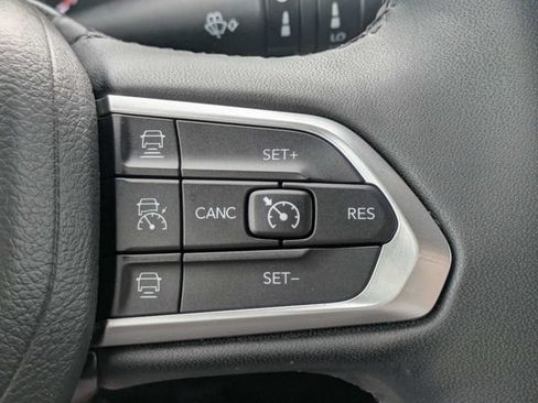 Used 2022 Jeep Compass Limited AWD/4WD image 22