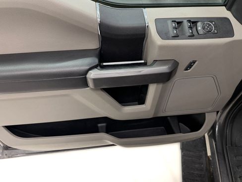 Used 2018 Ford F250 XLT AWD/4WD image 12