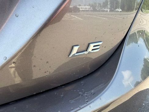 Used 2022 Toyota Camry LE FWD image 9