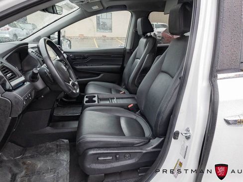 Used 2023 Honda Odyssey Touring image 23