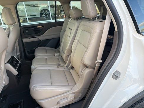 Used 2023 Lincoln Aviator Reserve w/ Equipment Group 201A image 20