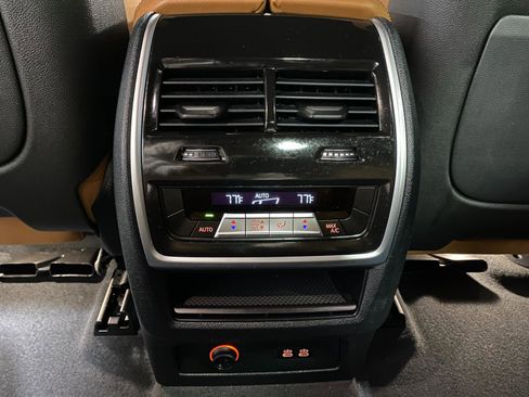 Certified 2024 BMW X7 xDrive40i w/ M Sport Package image 10