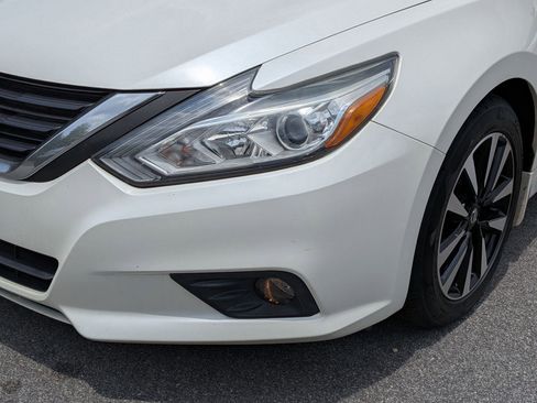 Used 2017 Nissan Altima 2.5 SV FWD image 9
