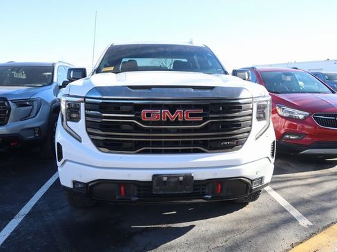Certified 2024 GMC Sierra 1500 AT4 image 2