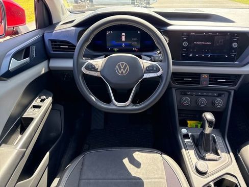 Used 2022 Volkswagen Taos SE AWD/4WD image 19