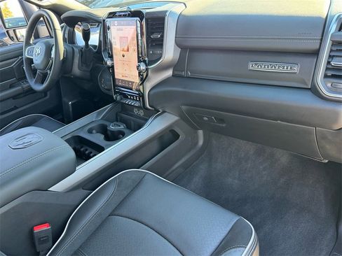 Used 2025 RAM 2500 Laramie w/ Night Edition image 20