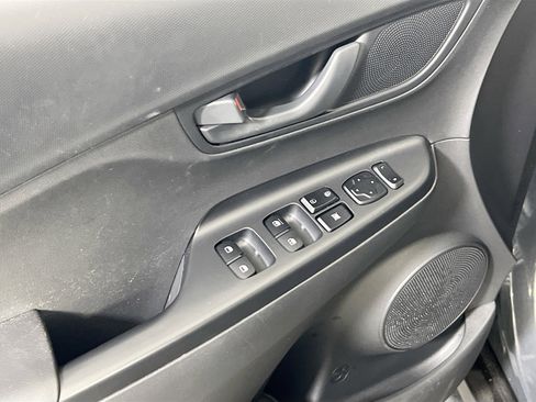 Used 2023 Hyundai Kona SEL image 17