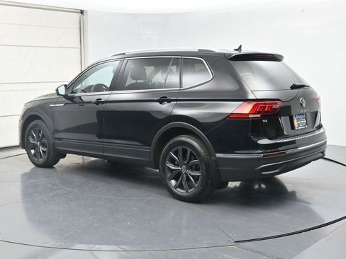 Used 2022 Volkswagen Tiguan SE AWD/4WD image 22