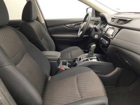 Used 2019 Nissan Rogue S w/ Special Edition Package FWD image 21
