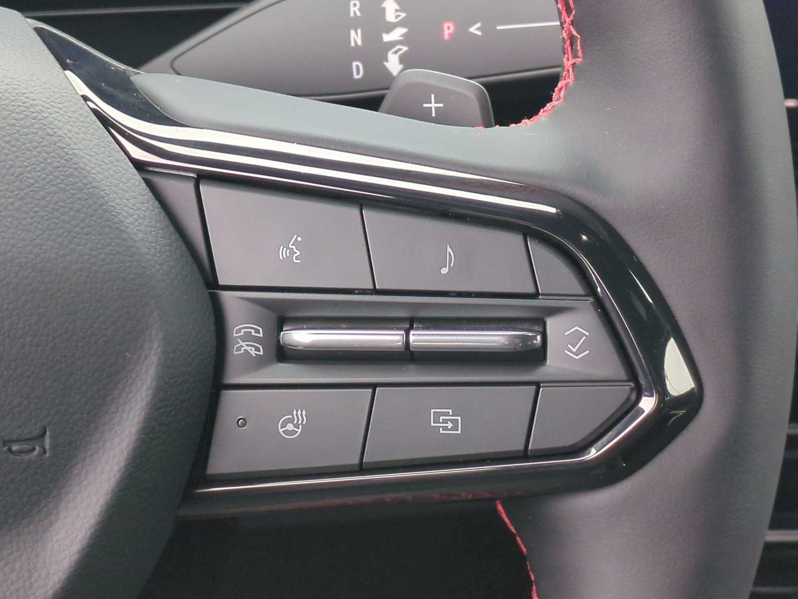 New 2026 Chevrolet Traverse RS AWD/4WD image 16