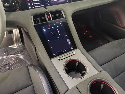 Certified 2024 Porsche Taycan GTS image 23