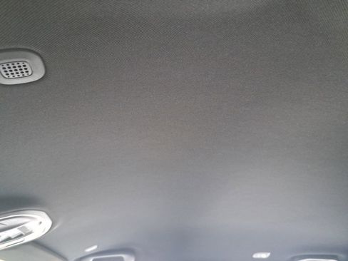 Certified 2024 Jeep Grand Cherokee L Laredo image 32