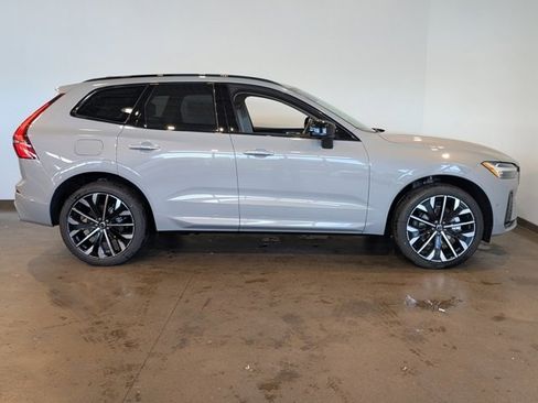 New 2026 Volvo XC60 B5 Ultra w/ Protection Package Premier image 6